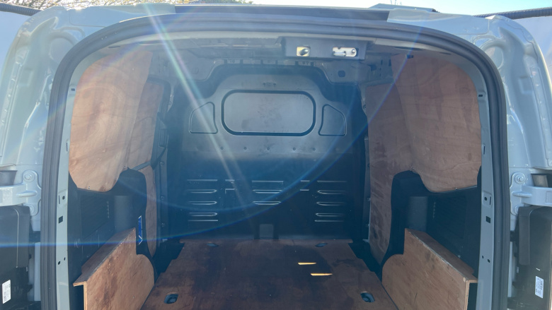 Ford Transit Courier Petrol 1.0 EcoBoost Leader Van